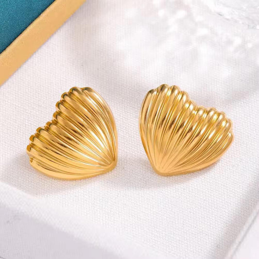 Golden Wave Heart Earring