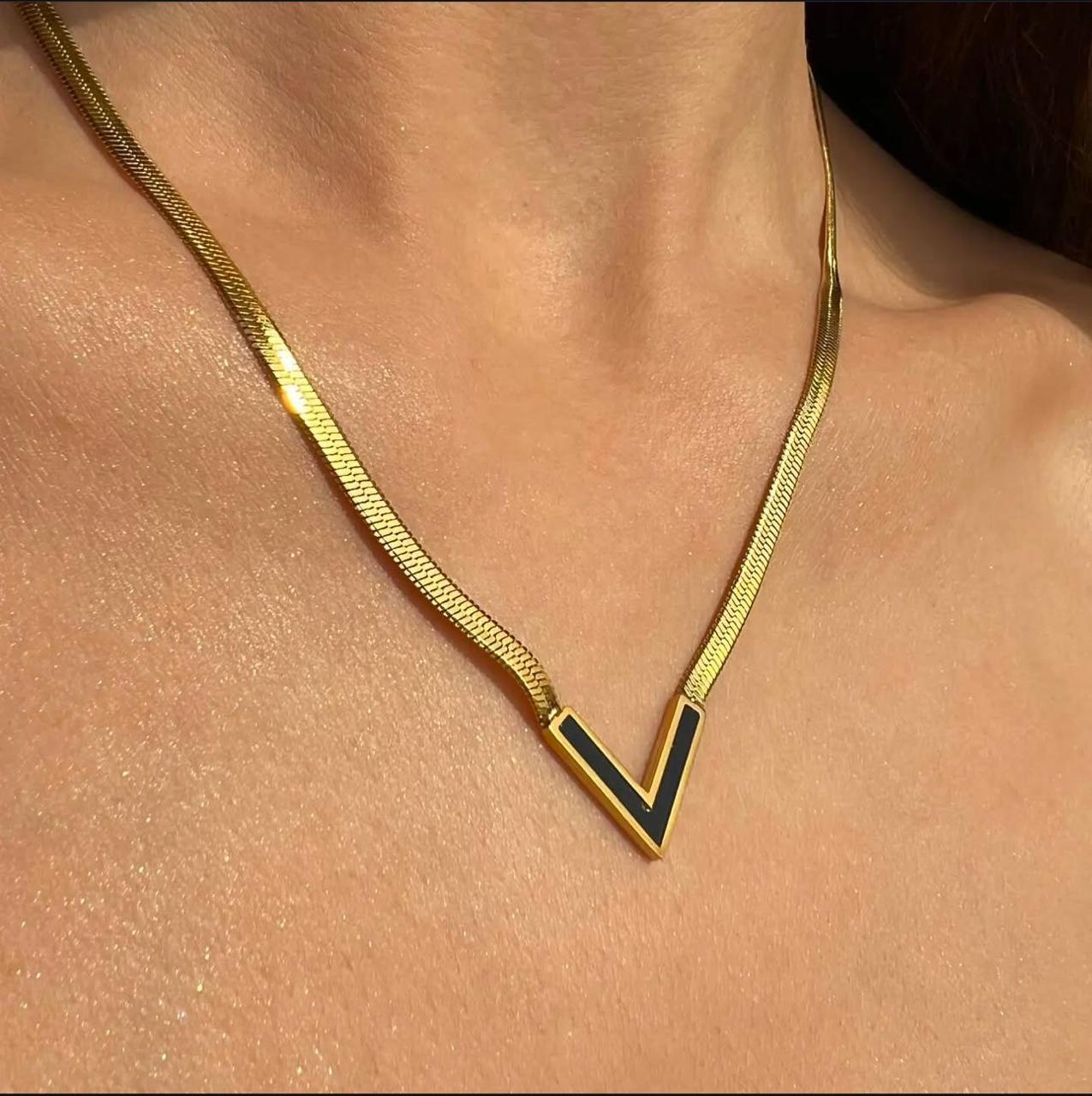 Gold V necklace