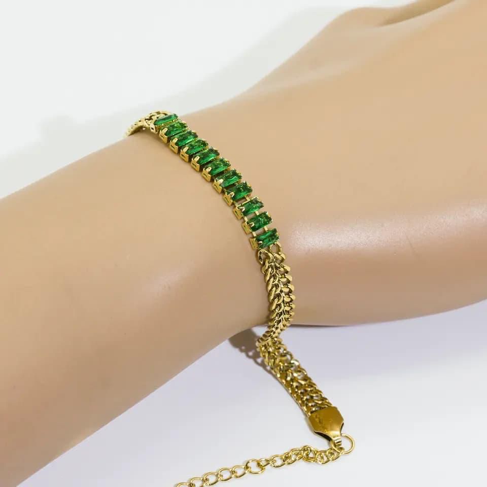 Elegant Green Stone Bracelet